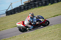 anglesey-no-limits-trackday;anglesey-photographs;anglesey-trackday-photographs;enduro-digital-images;event-digital-images;eventdigitalimages;no-limits-trackdays;peter-wileman-photography;racing-digital-images;trac-mon;trackday-digital-images;trackday-photos;ty-croes